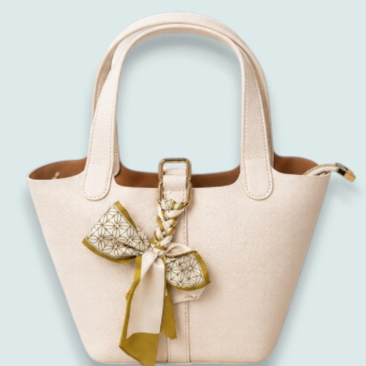 Audrey's - Structured Pebbled Handbag