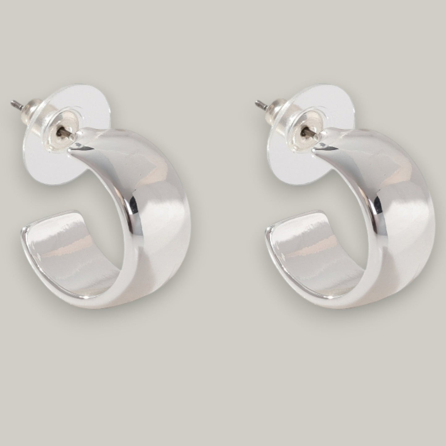 Merx - Wide Stud Earring