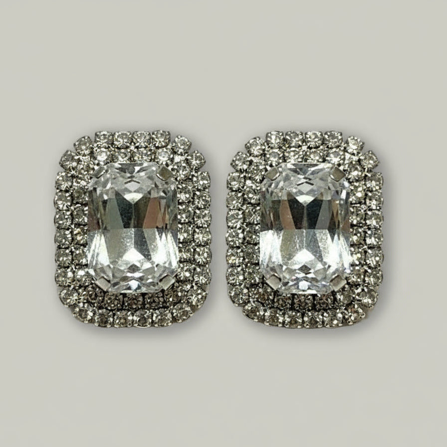 EL-KA - Regal Glow Stud Earrings
