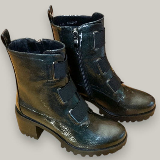 Aqua Flex - Believe Krinkle Patent Boot