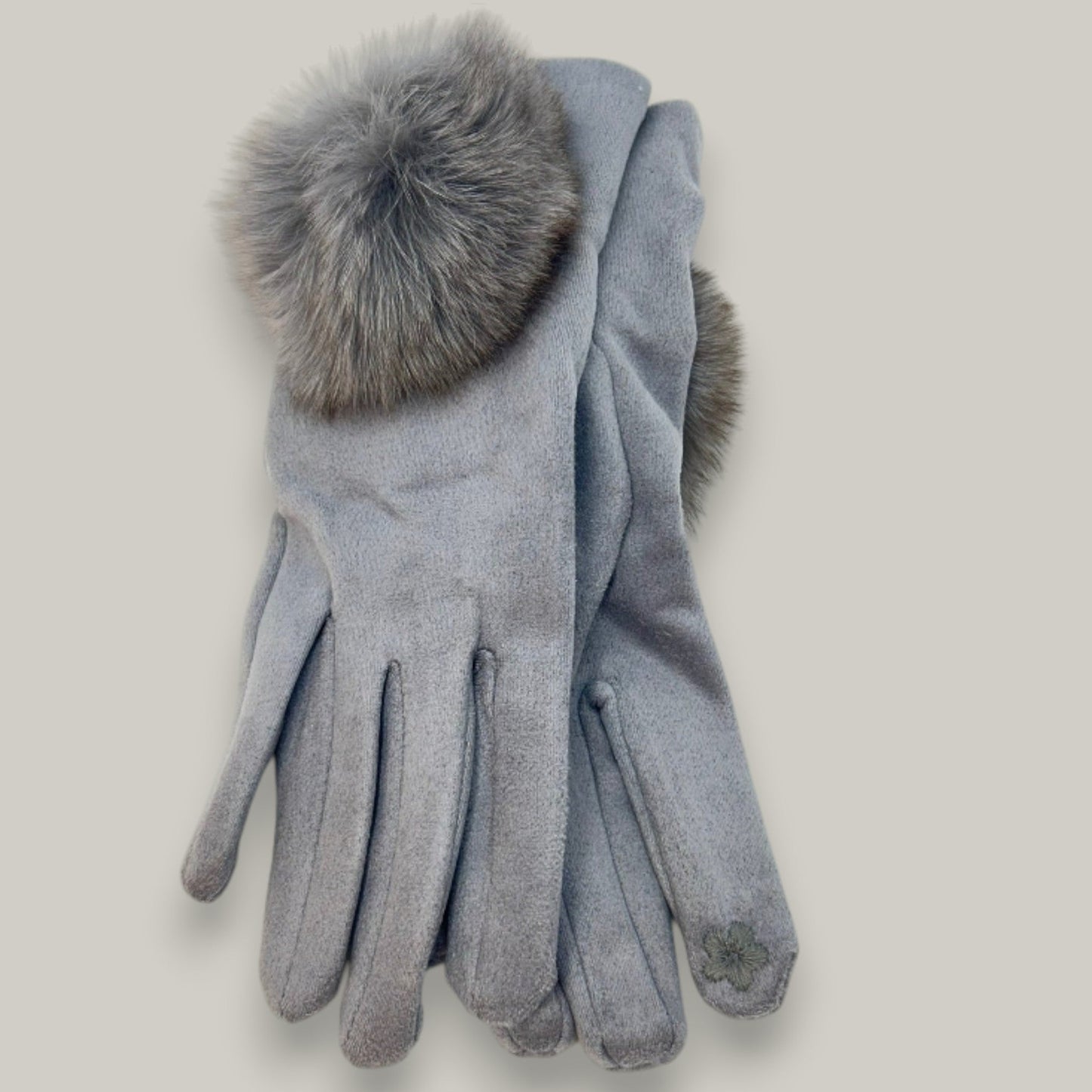 Alina - Winter Charm Pom Gloves