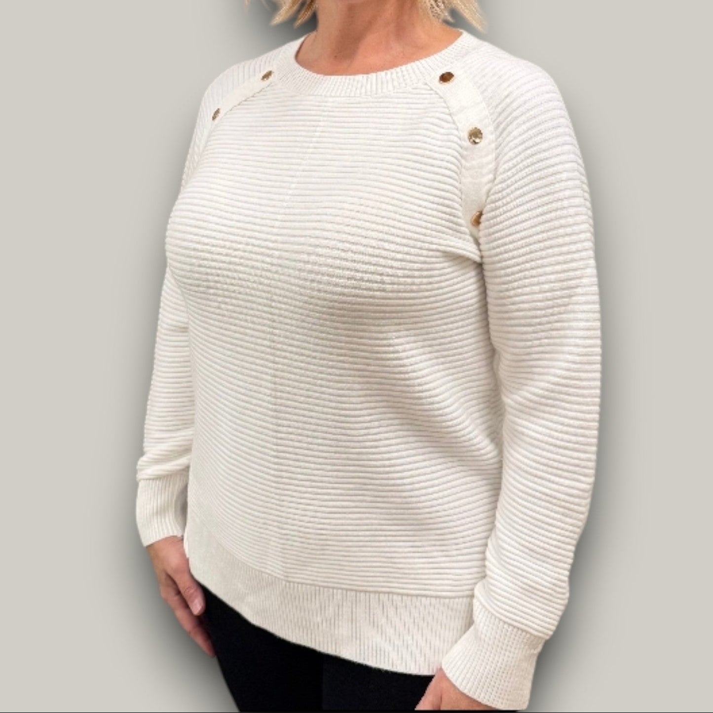 Audrey's - Cream Ridge Button Pullover
