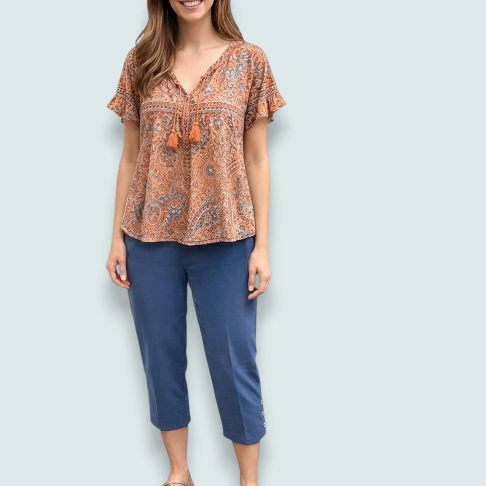 Lasania - Signature Button Detail Pull-On Capris - Petite