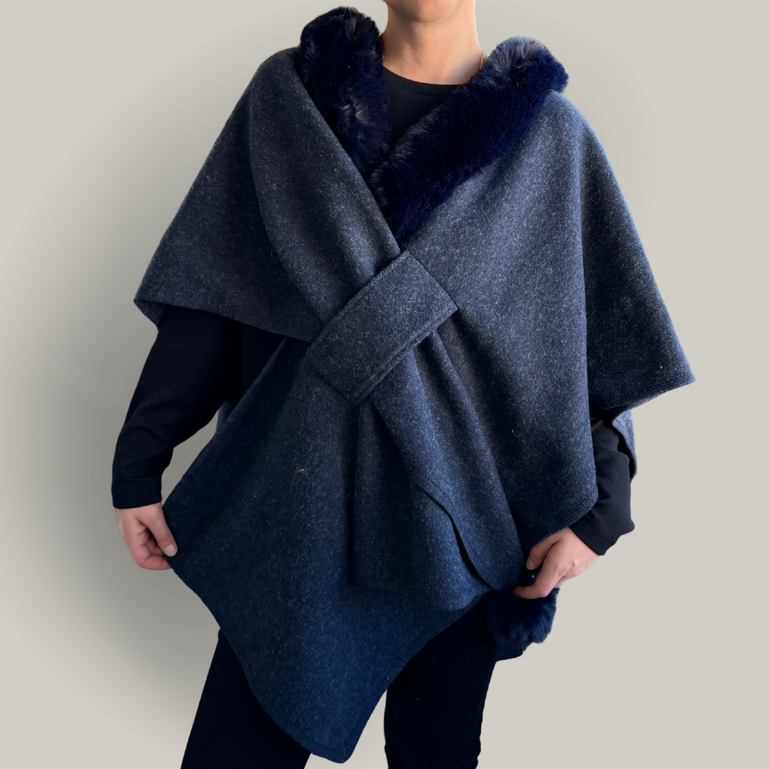 Alina - Faux Fur Collar Cape