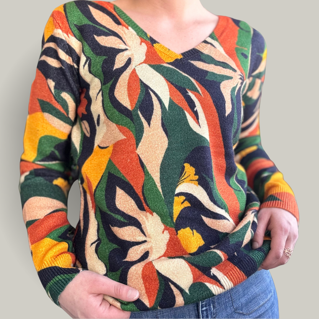 Carreli - Patterned V-Neck Sweater