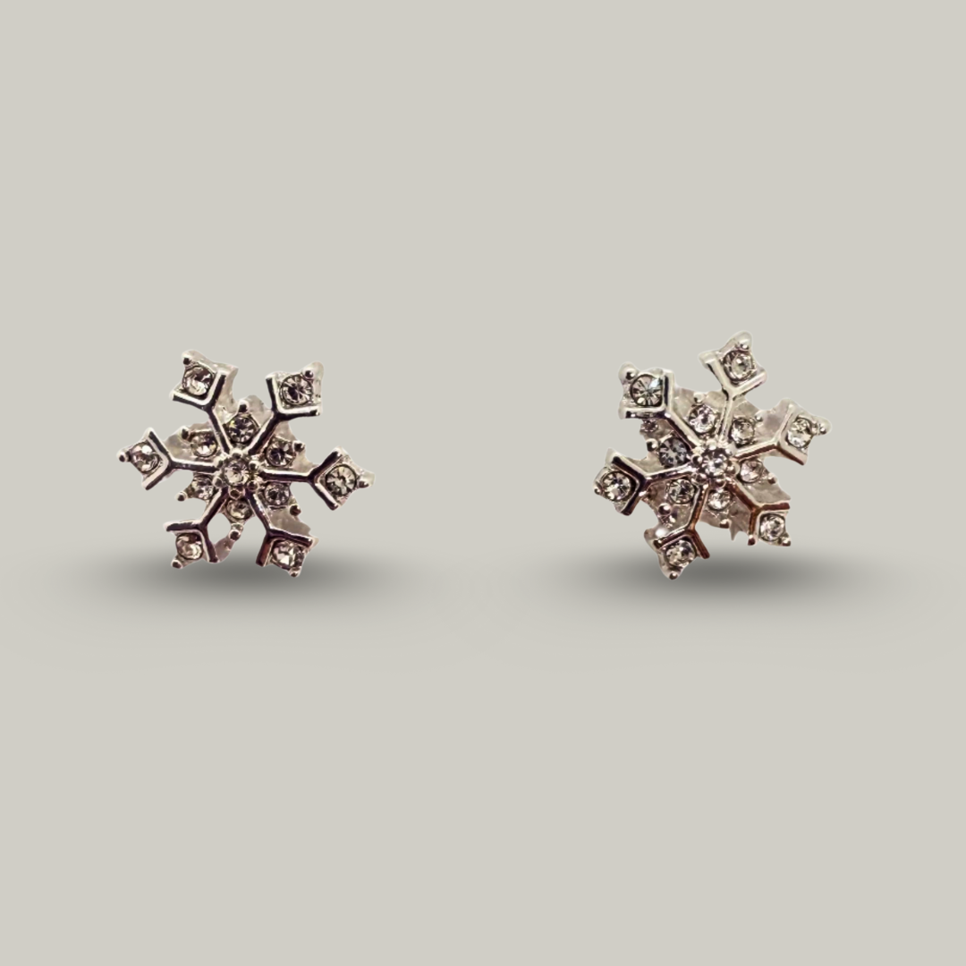 Audrey's - Snowflake Stud Earrings
