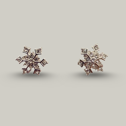 Audrey's - Snowflake Stud Earrings