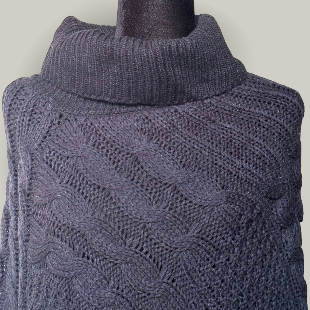 Memories - Crochet Knitted Wrap