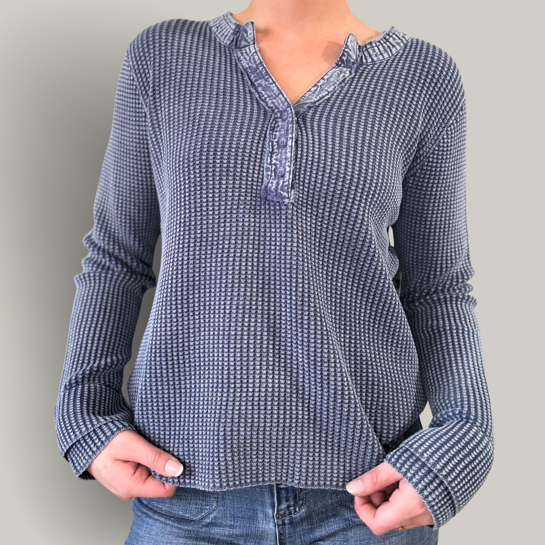 P.B.J. - V-Neck Henley Top