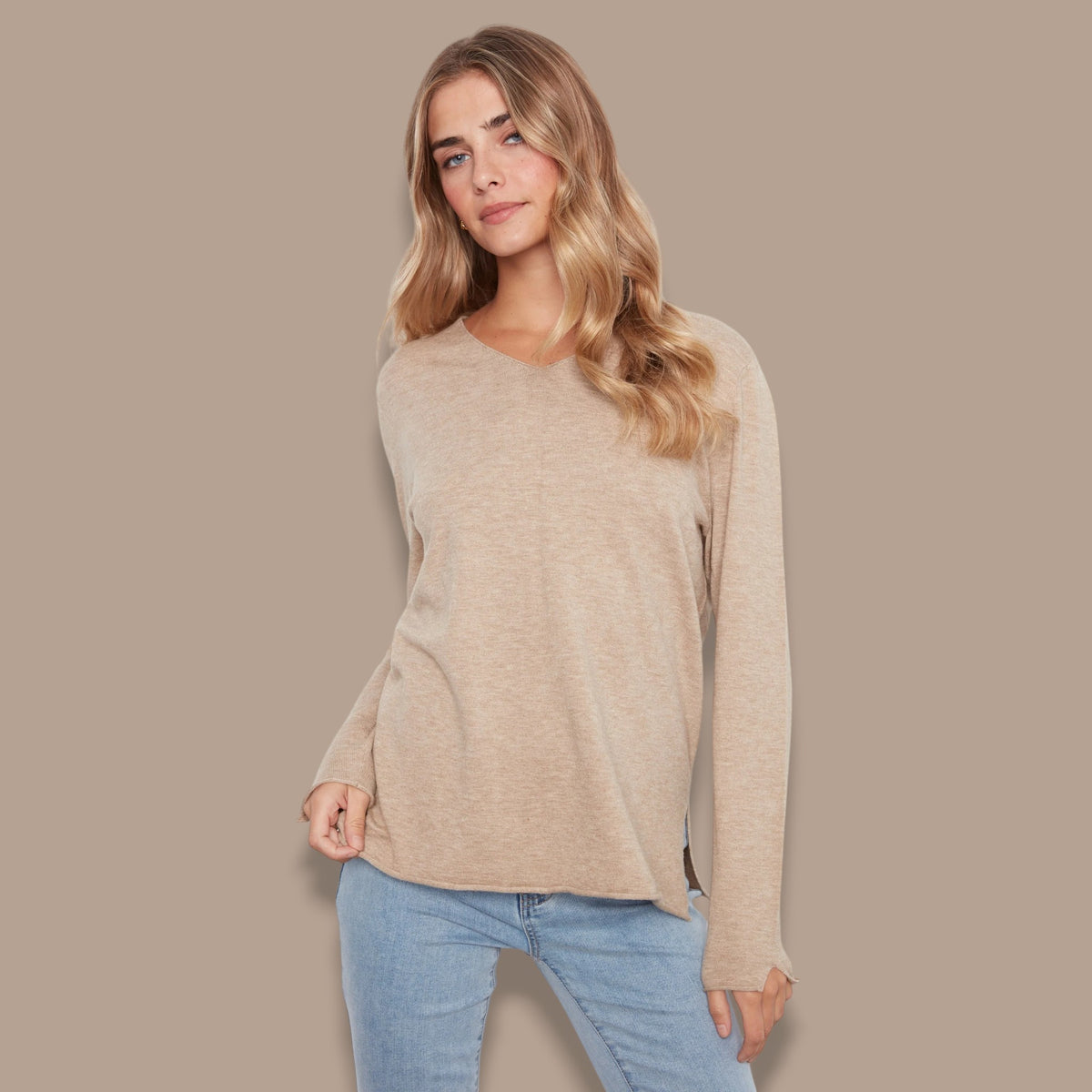 Charlie B - Long Sleeve V-Neck Knit Top
