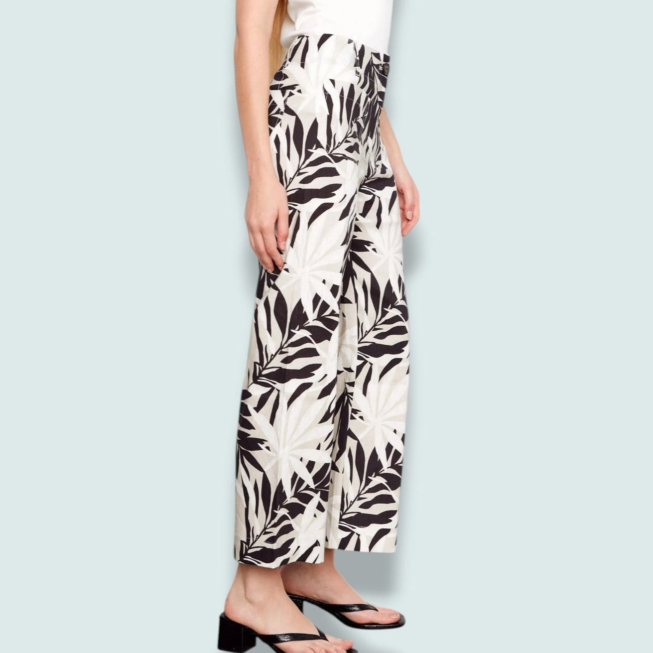 Charlie B - Printed Cropped Linen Blend Pants