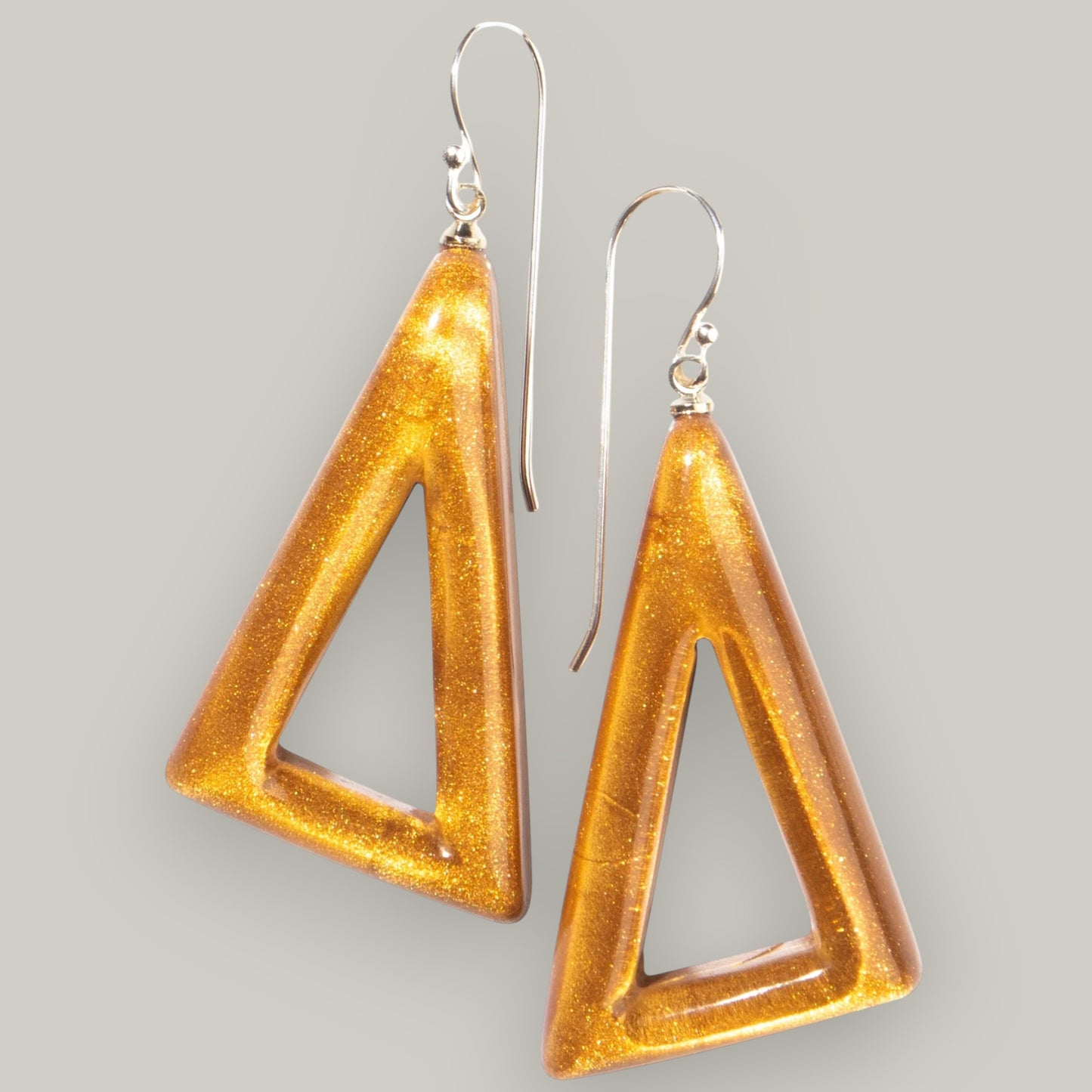 Zsiska - Lustre Triangle Drop Earrings