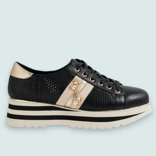 Django & Juliette - Eaglesy Lace-Up Sneaker