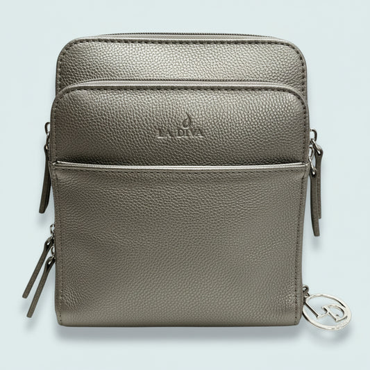 La Diva - Multi-Pocket Crossbody Travel Purse
