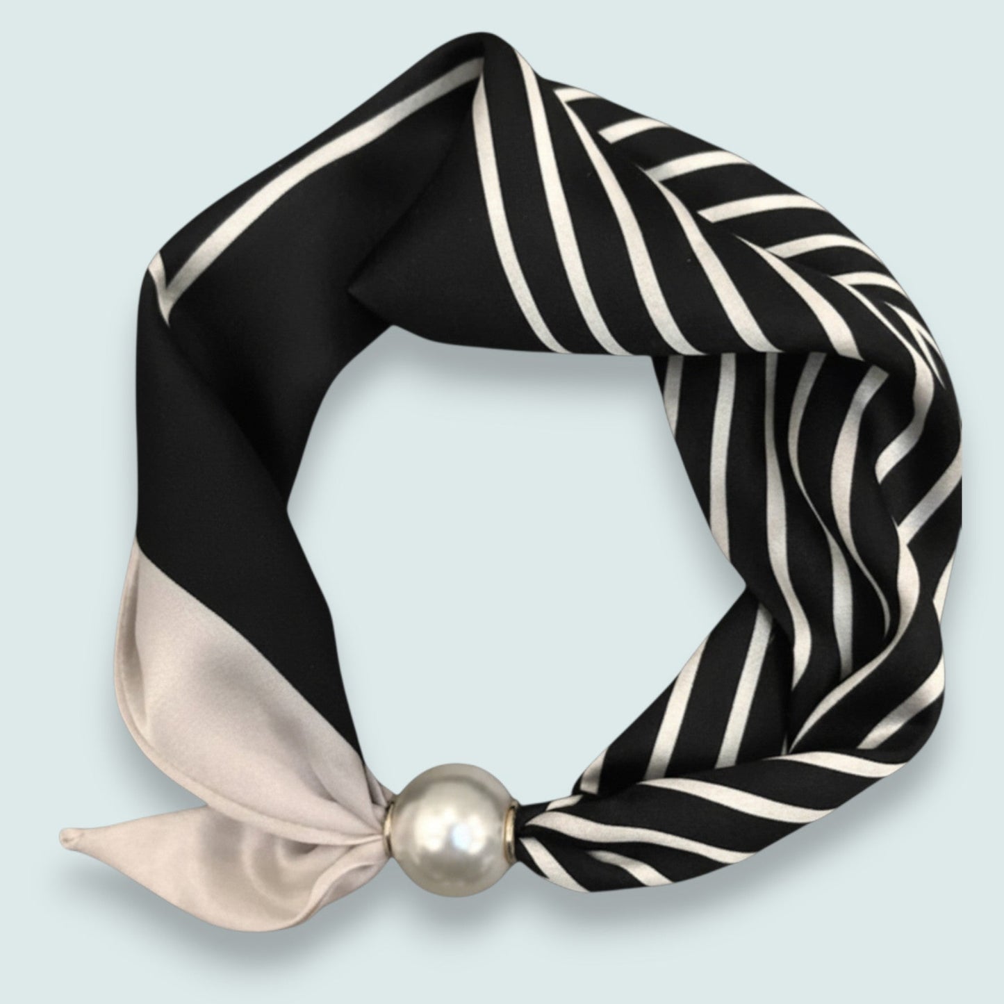 Red Coral - Noir Whisper Pearl Magnetic Neck Scarf