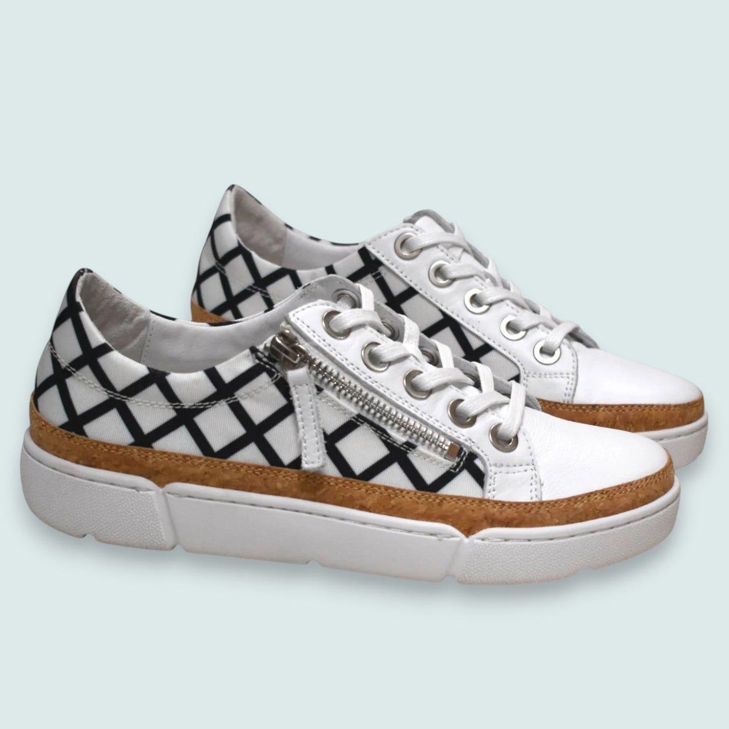 Django & Juliette - Torry Side Zipper Sneaker