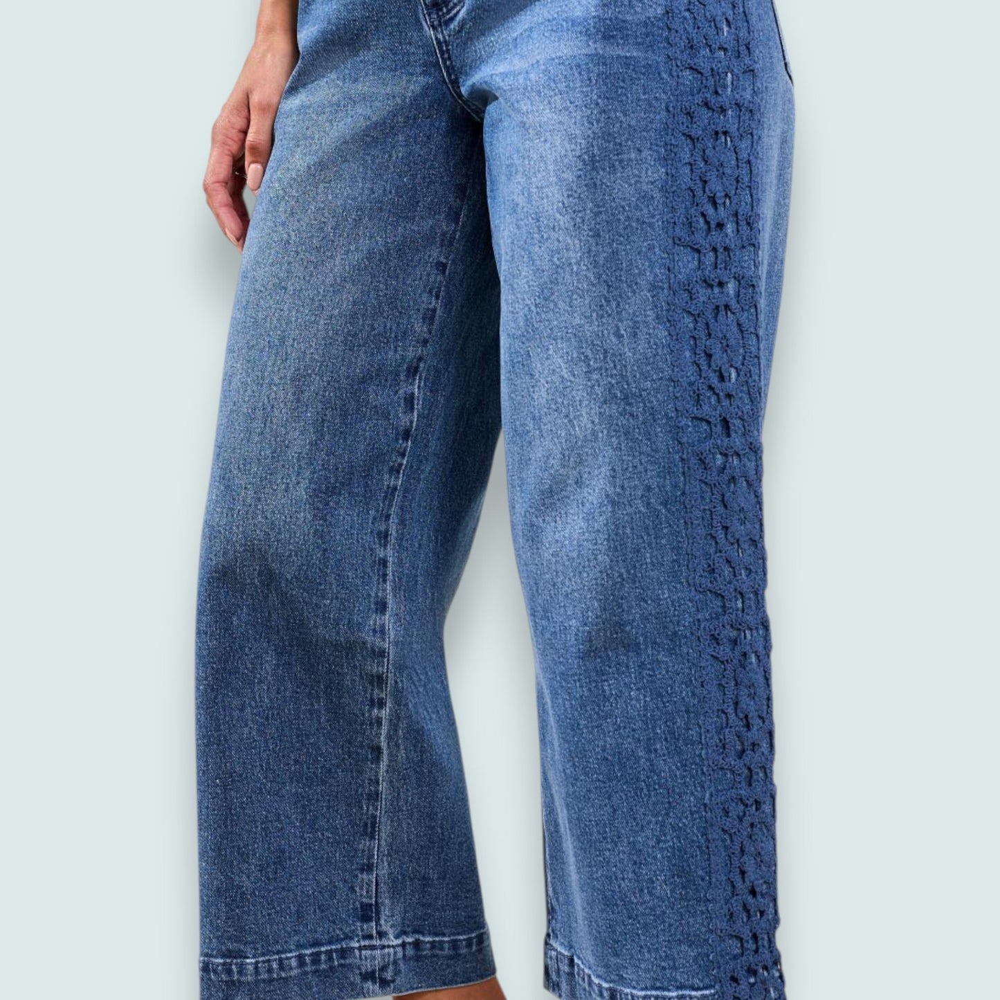 Tribal - Audrey Wide Crop Jean with Side Detail