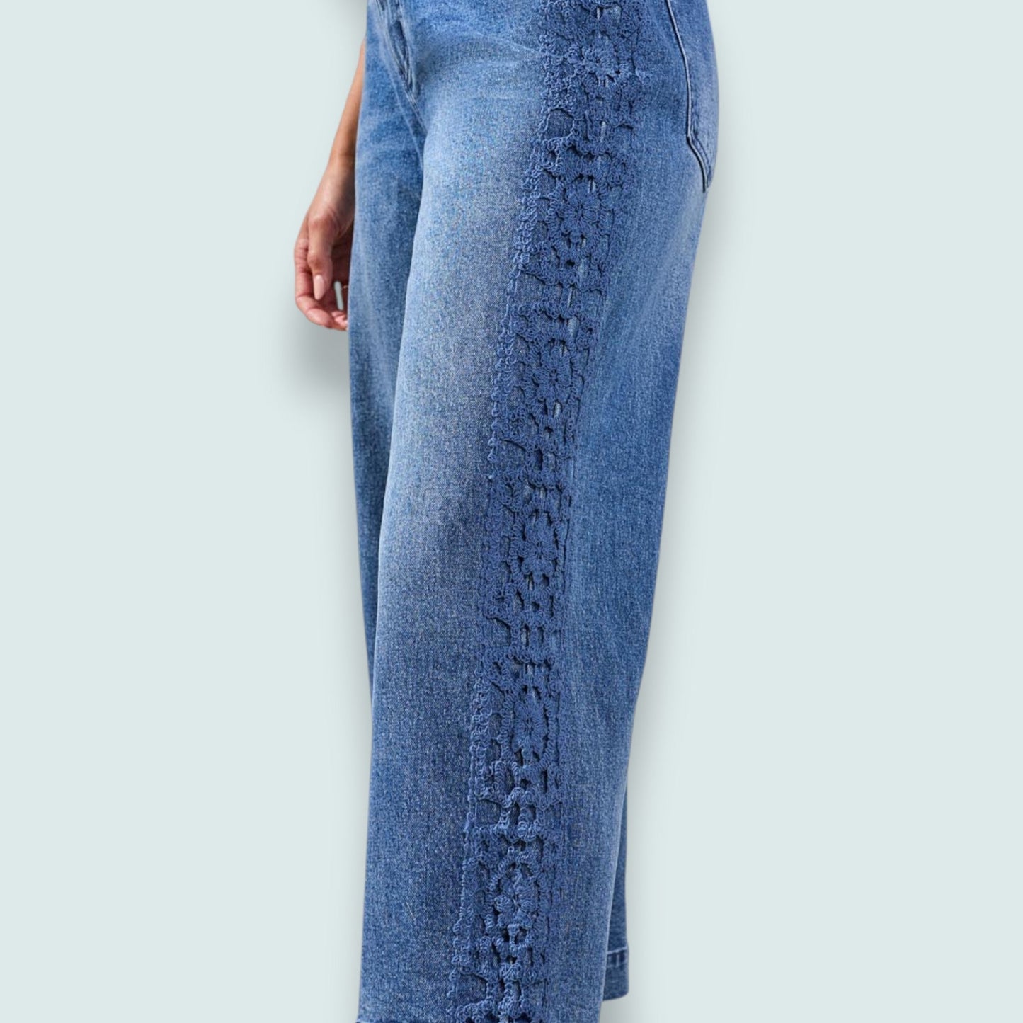 Tribal - Audrey Wide Crop Jean with Side Detail
