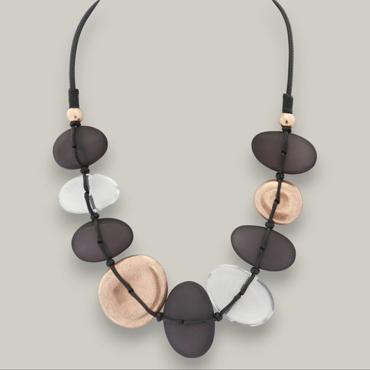 Merx - Pebble Necklace