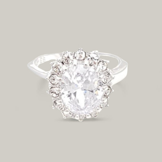 Evershine - Large Elegant Oval Diamond Ring