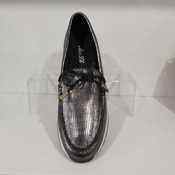 Malu - Shiny Slip-On Loafers