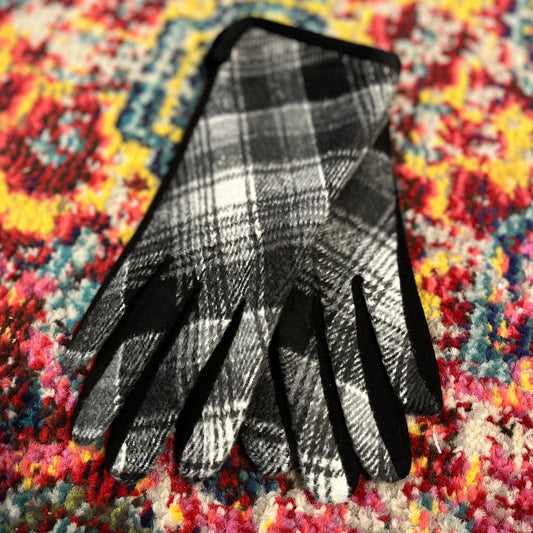 Luv - Plaid Gloves