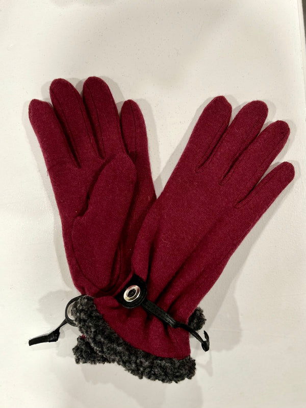 Marron - Fitted Gloves with Wrist Details