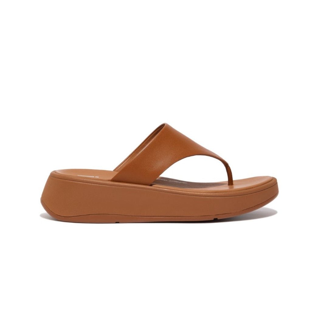 Fitflop - Slip On Y Strap Sandal